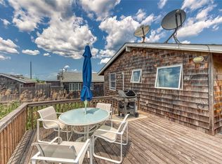 11 Atlantic Ave, Ocean Beach, NY 11770