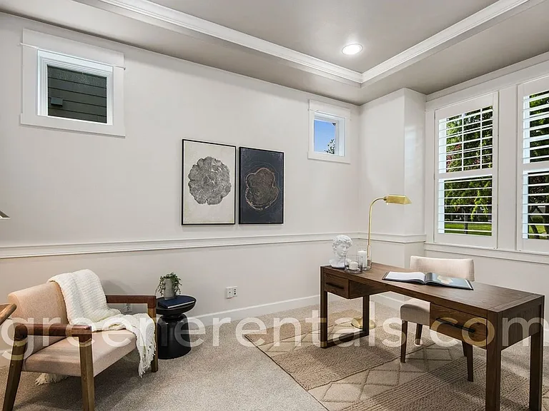 9016 Merrill Ct NE — Photo 3