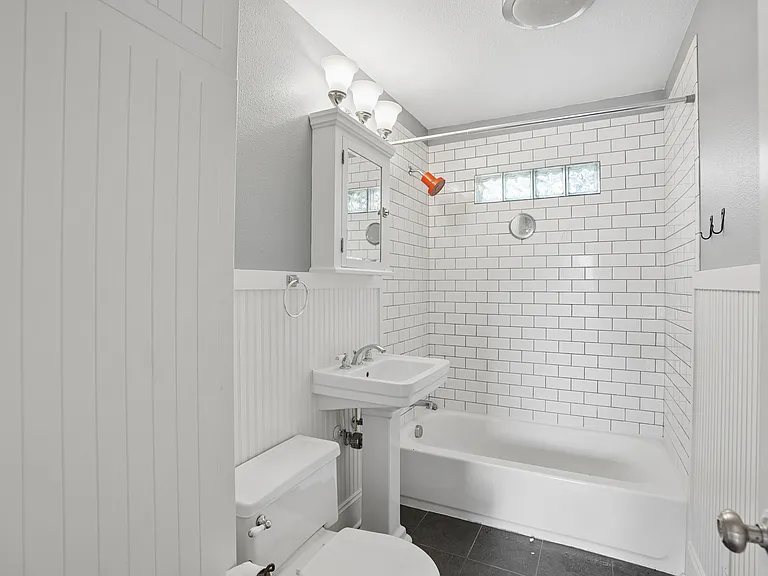 7036 N Wall Ave — Photo 11