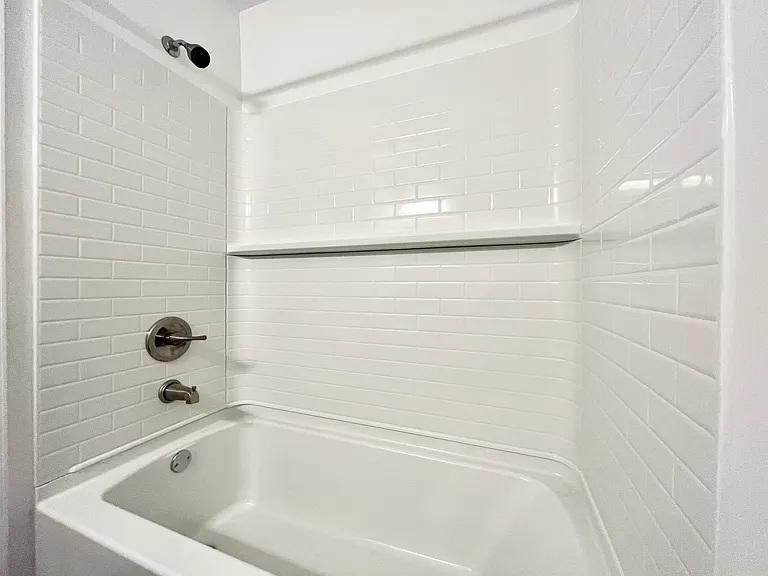 3 BR- Deluxe