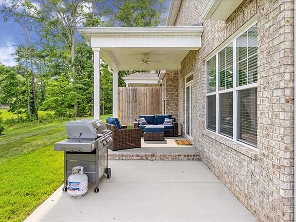 2nd image of 1112 Sawtooth Oak Way