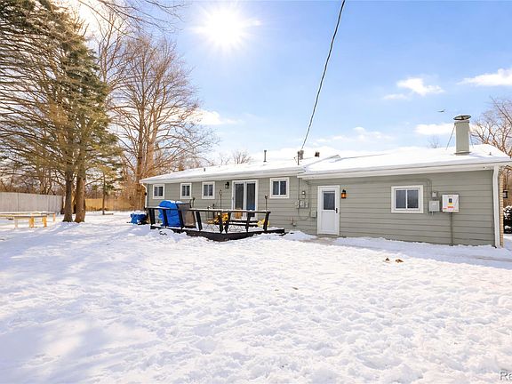 2nd image of 22341 Bell Rd