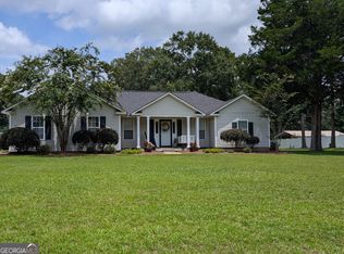 76 3rd Ave, Hawkinsville, GA 31036