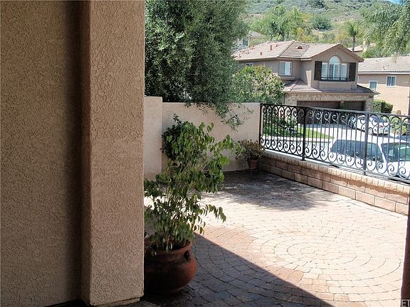 4th image of 5213 Carmento Dr