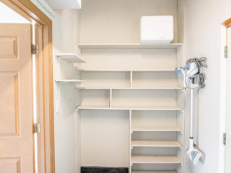 8323 E Mountain Ln — Photo 11