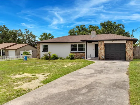 712 Oak Ln, Groveland, FL 34736