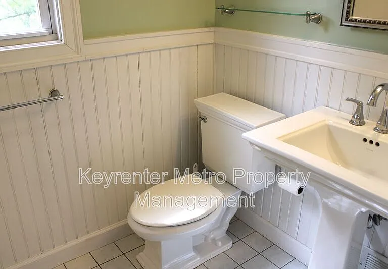 9201 Fort Foote Rd — Photo 16