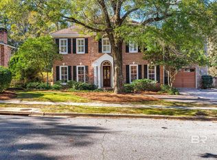 212 Lakewood Dr W, Mobile, AL 36608