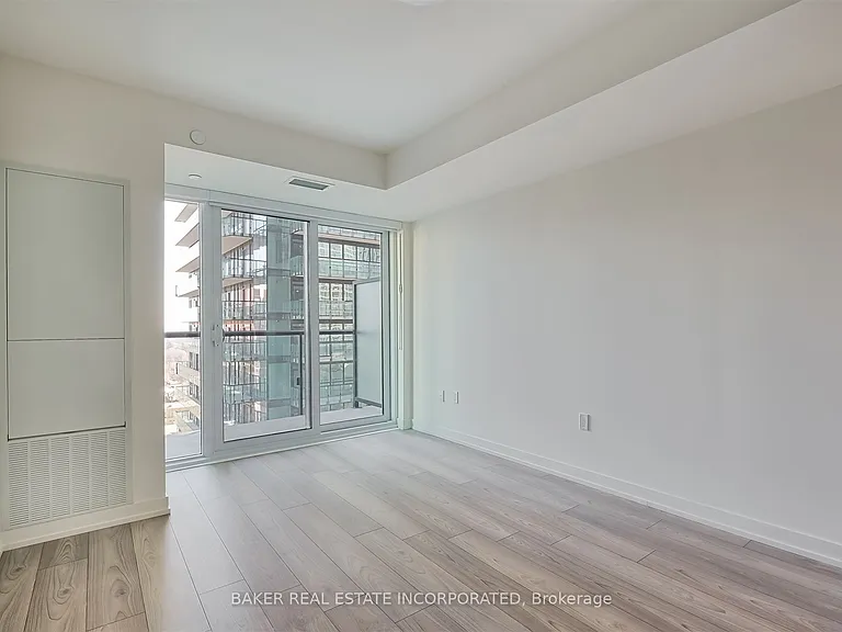 223 Redpath Ave #1111 — Photo 9