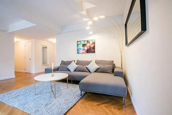 Rented by Stay Equity LLC | media 82