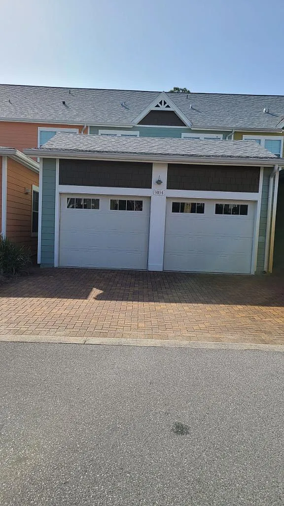 3 bed, 3.5 bath, 2201 sqft, $2,600 — Photo 4