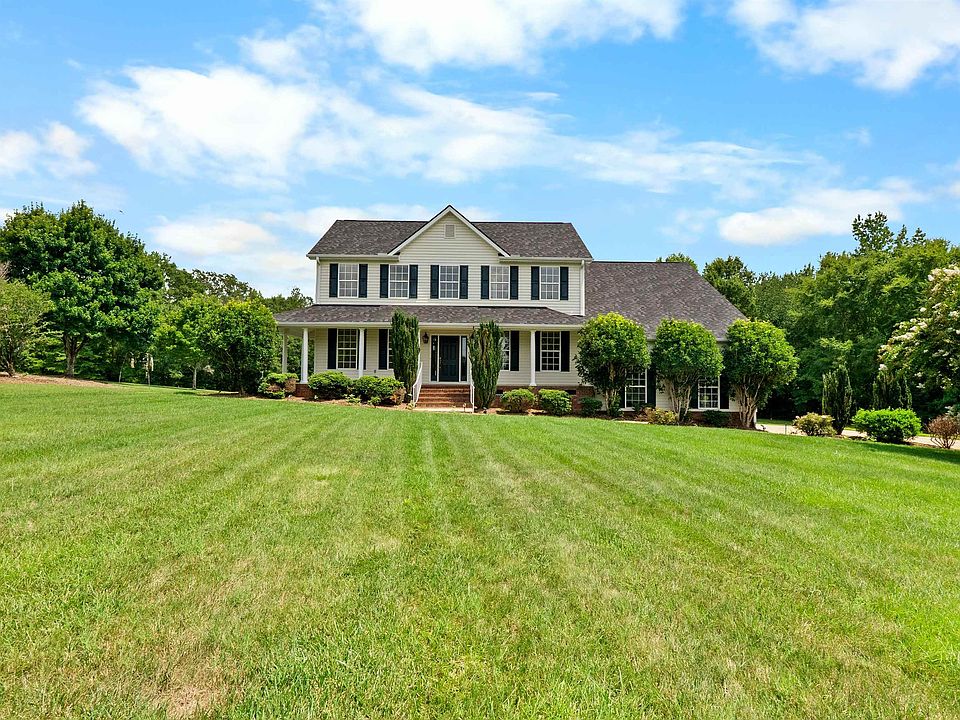 1st image of 172 Oaklawn Rd