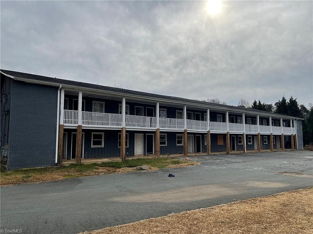 3900 Bethania Station Rd, Winston Salem, NC 27106 Zillow