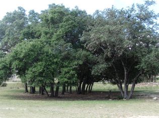 105 N Middle Ln, Canyon lake, TX 78133