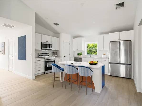 1285 18th Ave SW, Vero Beach, FL 32962