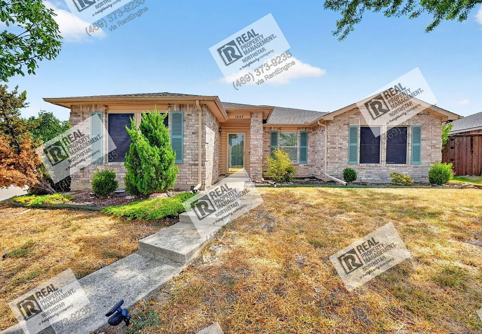 3 bed, 2.0 bath, 1828 sqft, $2,195 — Photo 2