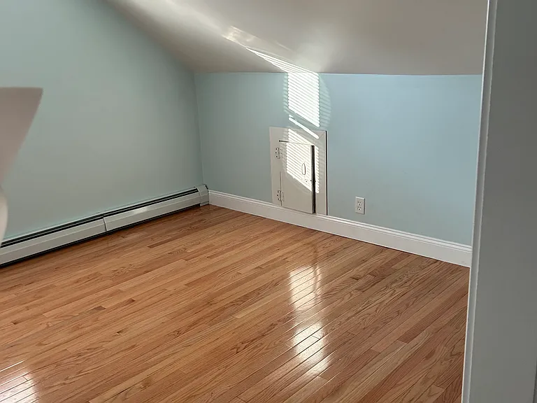 71 Yeoman Ave — Photo 8