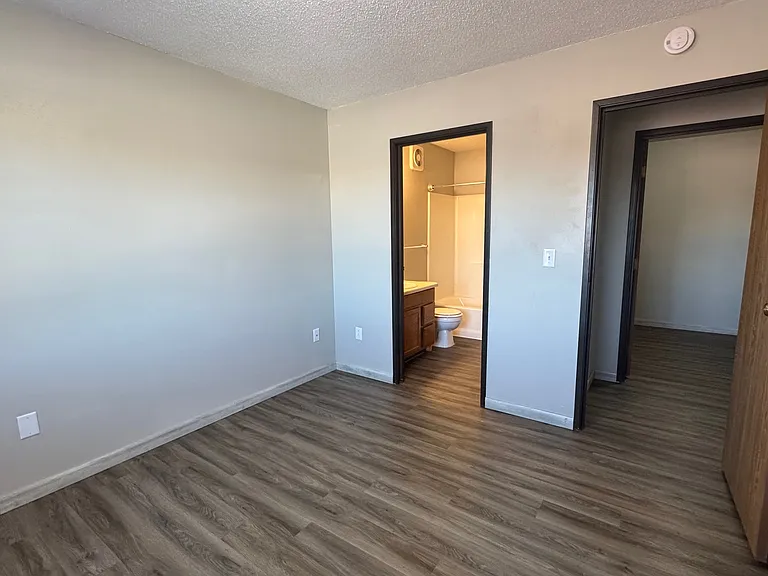 1102 43rd St S #202 — Photo 11