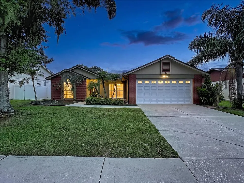 743 Stillview Cir
