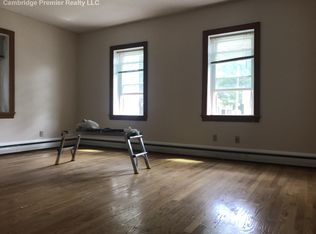 107 Brookline St #1, Cambridge, MA 02139
