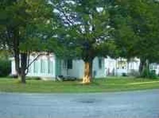 607 West St, Manteo, NC 27954