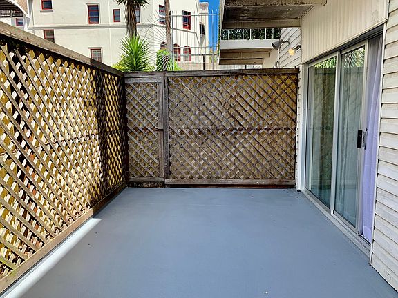 3rd image of 1660 Sutter St #106