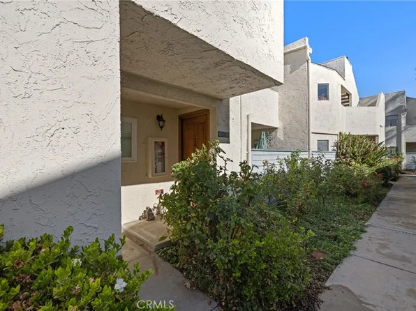 18411 Hatteras St Unit 120, Tarzana, CA 91356