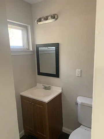 438 W Phillips Ct — Photo 20
