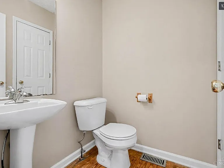 2226 Ravine St #2 — Photo 11