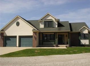 1808 E Columbia Rd, Dansville, MI 48819