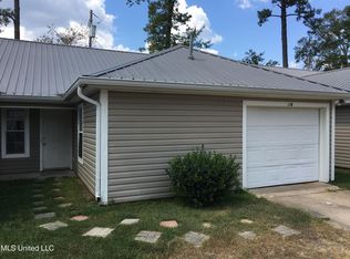 102 Caribbean Villas Dr #109A, Brandon, MS 39047