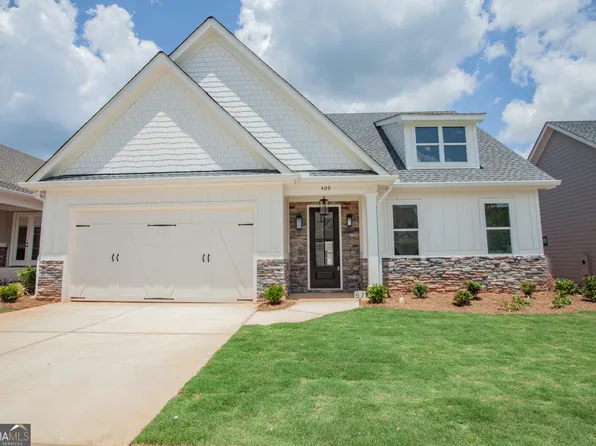409 Maple Valley Dr, Carrollton, GA 30117