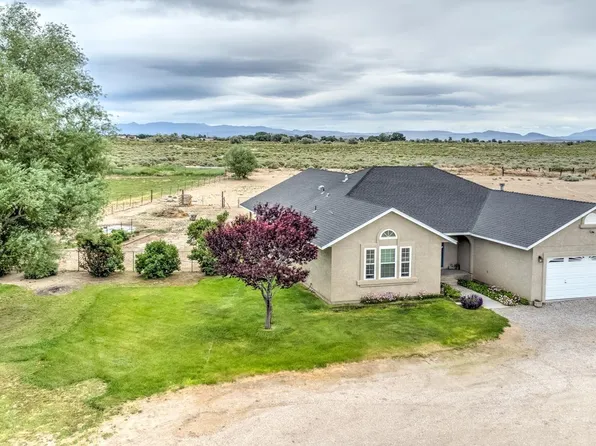2800 Topaz Ln, Fallon, NV 89406