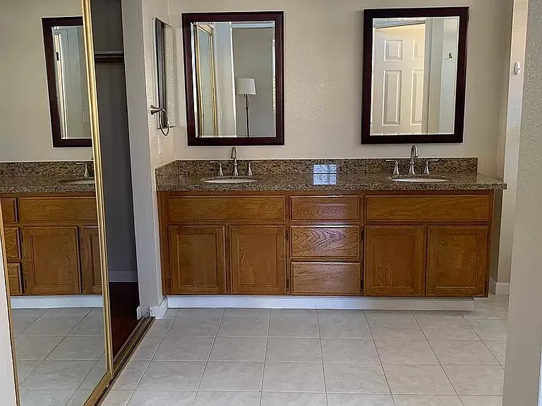 1560 Mission Springs Cir — Photo 12