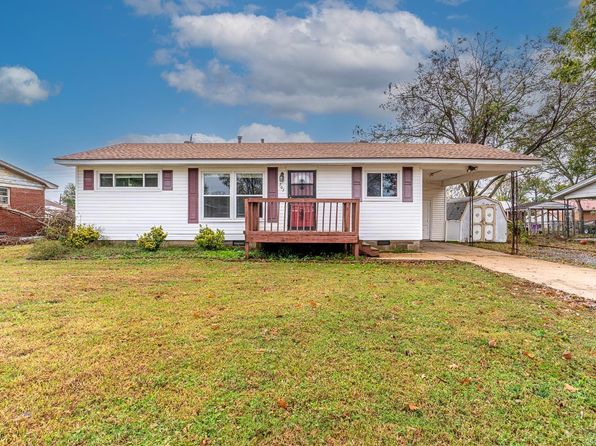 207 11th St, Marked Tree, AR 72365