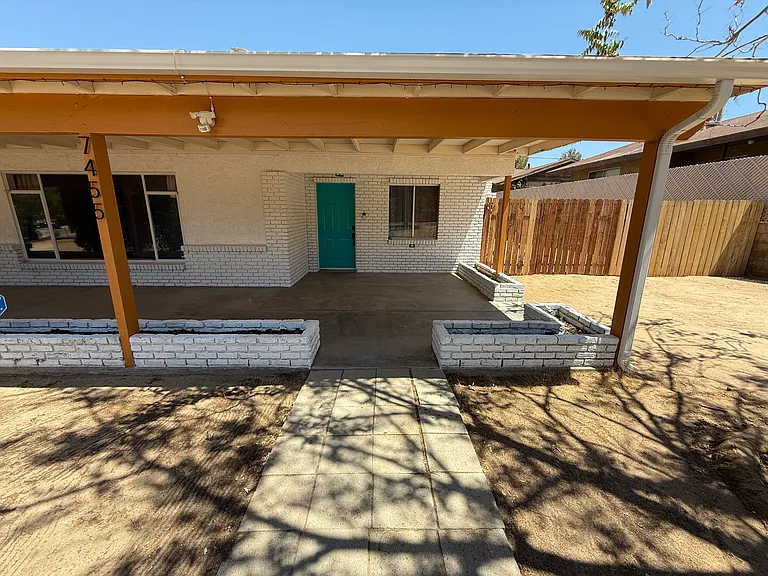 7455 Bannock Trl — Photo 1