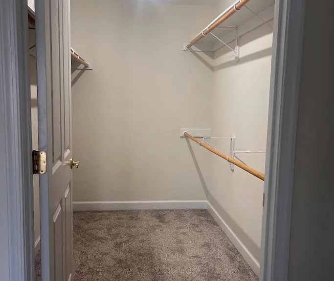 Main Bedroom Closet