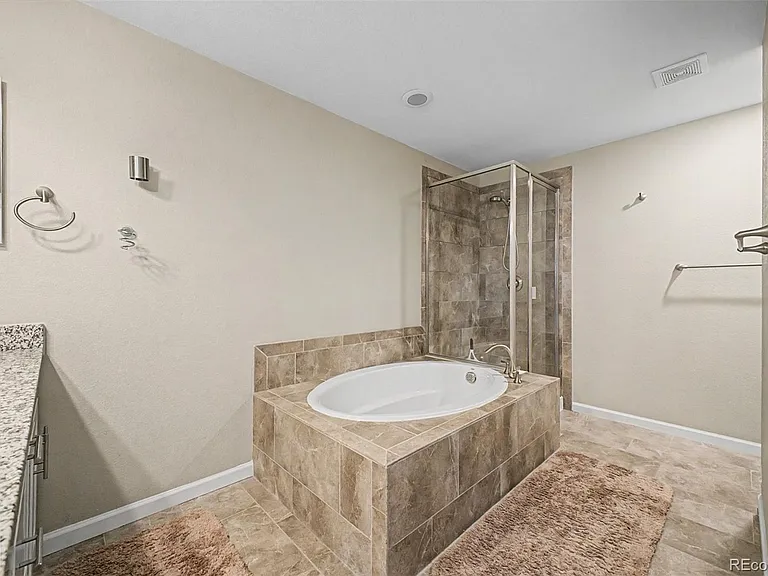 1791 S Buchanan Cir — Photo 25