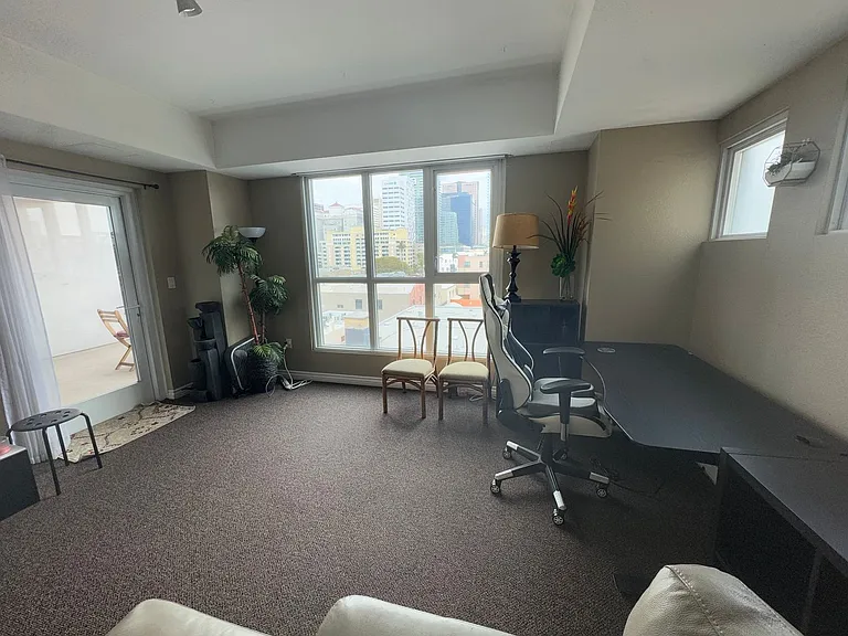 875 G St — Photo 13