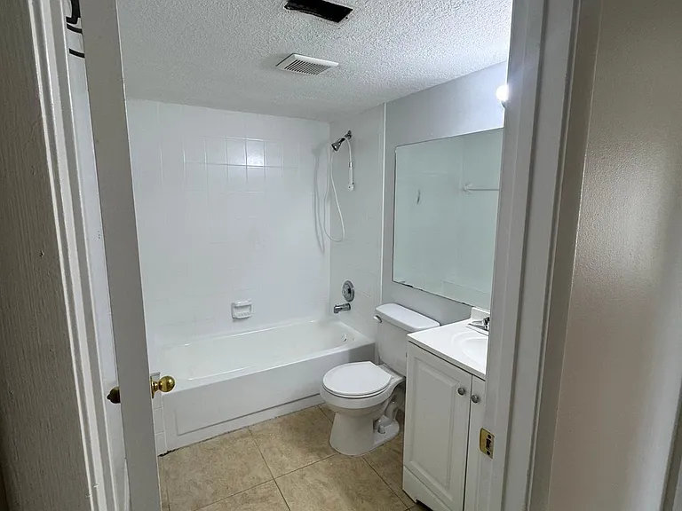 8203 Sun Spring Cir #52 — Photo 9