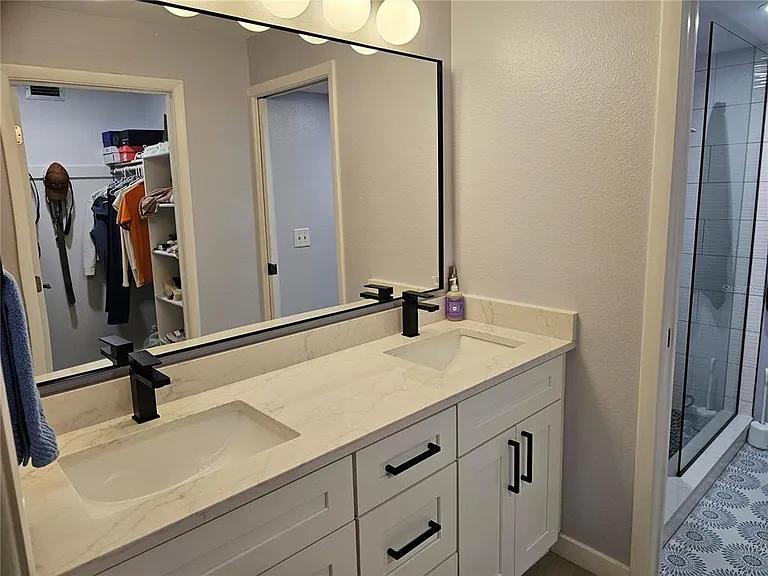 153 Wild Palm Dr #1610 — Photo 21