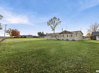 628 Sara Dr, Centralia, IL 62801