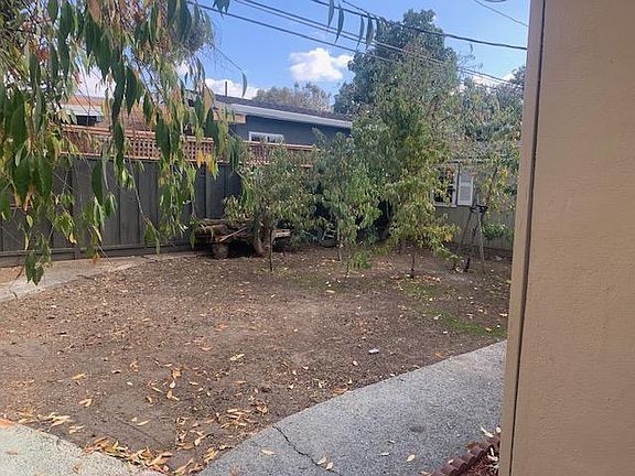 5th image of 10254 Kenilworth Way