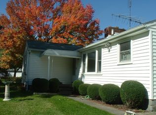 2935 N Turkeyfoot Rd, Akron, OH 44319