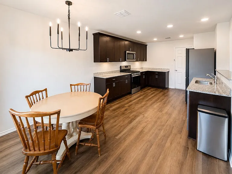 7324 Yucca Pl — Photo 11