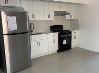 8251 61st Rd FLOOR 2, Middle Village, NY 11379