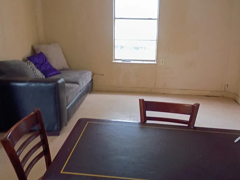 2045 E Expressway 77/83 — Photo 2