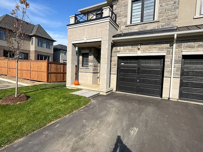 30 Mia Dr #1 — Photo 2