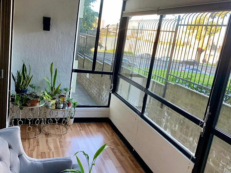 1830 Lakeshore Ave #103 — Photo 14