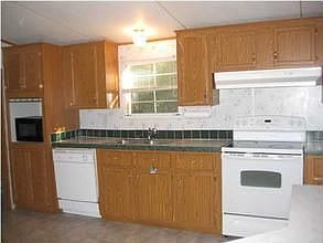 5th image of 278 Dawn Dr